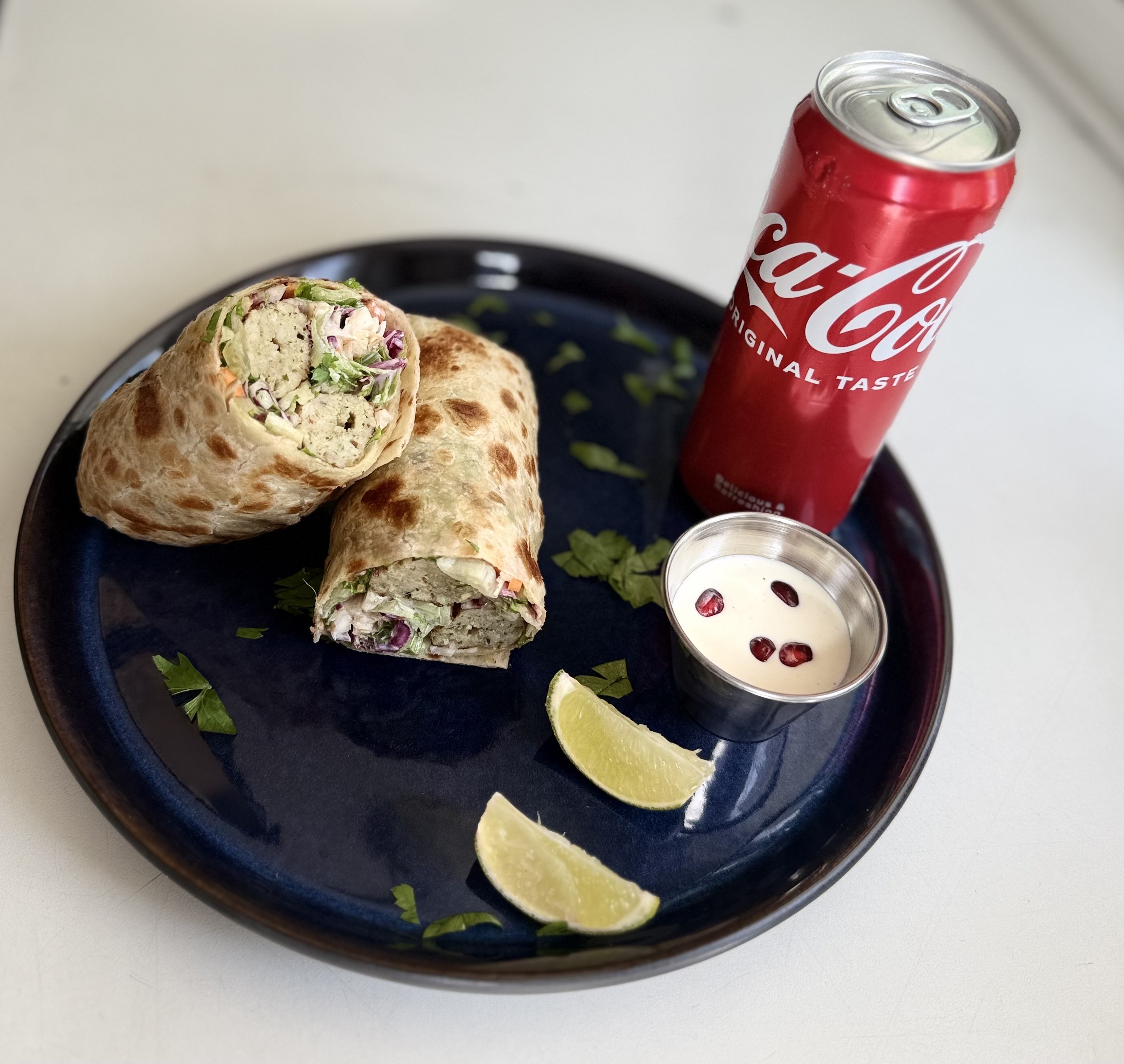 Seekhkebabrulle på tallrik
